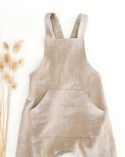 Kinder- und Babylatzhose mit Tasche/ Bauchtasche aus 100% Leinen für Taufe, Hochzeit, Fotoshooting