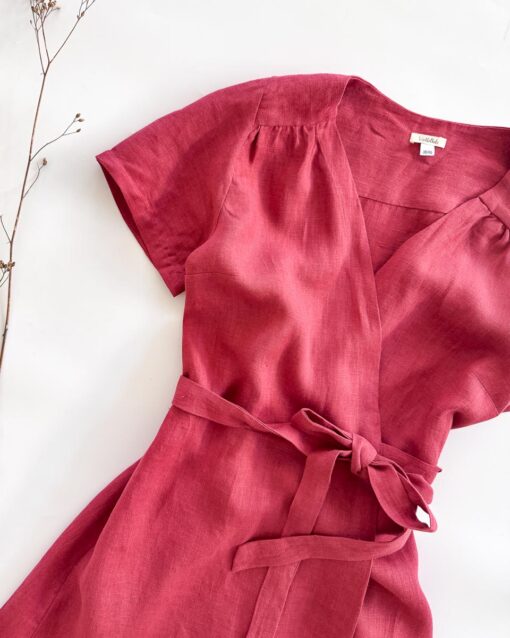 Sofortkauf: knielanges Damen Wickelkleid aus Leinen in Himbeere, Gr. M (38/40) – Bild 4