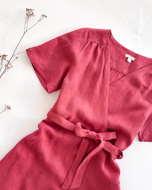 Sofortkauf: bodenlanges Damen Wickelkleid aus Leinen in Himbeere, Gr. S (34/36) – Bild 2