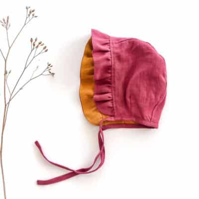 Sofortkauf: Leinen Baby Bonnet in Himbeere/Senf, Gr. 44-46