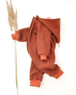 wollwalkoverall für babys und kinder mit reissverschluss und kinnschutz