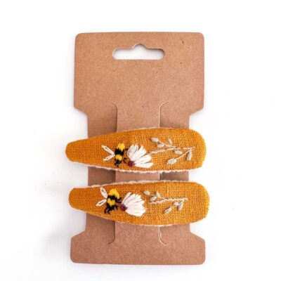 handbestickte Haarspangen 2er-Set – Senf "Bienenstaude"