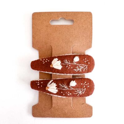 handbestickte Haarspangen 2er-Set – Rost "Margerite"