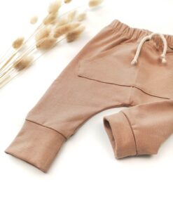 bequeme Mitwachshose für Kinder und Babys