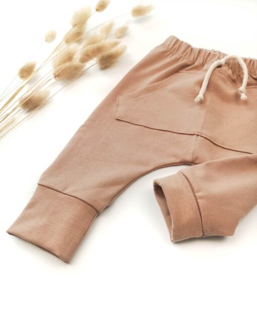 bequeme Mitwachshose für Kinder und Babys