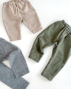 Kinder Leinenhosen aus Leinen in sand, olive und blau gestreift