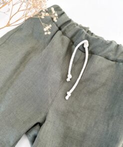 Bermuda Sommer Shorts für Jungen und Mädchen aus 100% gewaschenem Leinen - mit Kordel