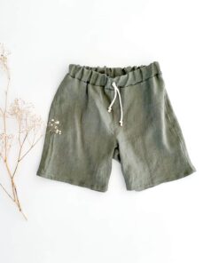 Bermuda Sommer Shorts für Jungen und Mädchen - knielange kurze Hose aus gewaschenem Leinen -