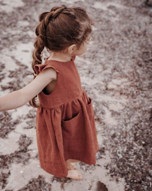 Sommer Leinenkleid mit Flügelärmeln - als kinder outfit für tauf, Hochzeit oder Fotoshootings