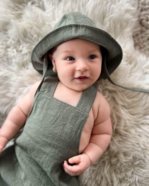 Leinen Sonnenhute für Babys und Kinder mit Krempe und Nackenschutz