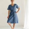 Sofortkauf: knielanges Damen Wickelkleid aus Leinen in Sommerblau, Gr. S (34/36)