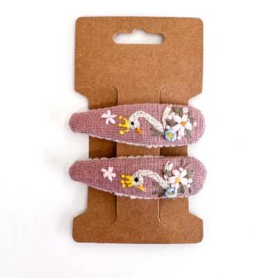handbestickte Haarspangen 2er-Set – Altrosa "Schwanenprinzessin"