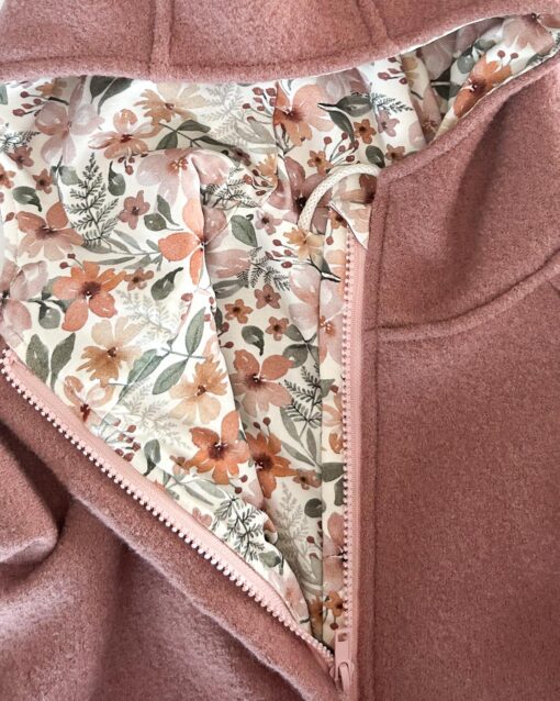 Sofortkauf: Walkjacke in Altrosa mit Reißverschluss und Taschen, Gr. 104/110 – Bild 2