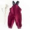 Sofortkauf: Walk-Latzhose Beere mit Knie- und Po-Verstärkung, Gr. 80/86