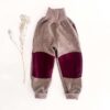 Sofortkauf: Merino Walkhose in Taupe mit Po- und Knie in Beere, Gr. 104/110