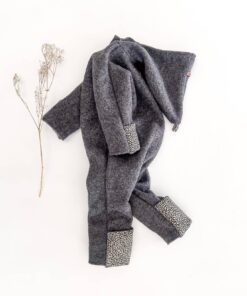 Sofortkauf: Walkoverall in Anthrazit/Leoprint mit Umschlagbündchen und Reißverschluss, Gr. 74/80