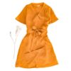 Sofortkauf: knielanges Damen Wickelkleid aus Leinen in Senf, Gr. M (38/40)