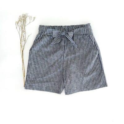 Sofortkauf: Damen Leinen Paperbag Shorts mit Schleife in Blau Gestreift, Gr. M (38/40)