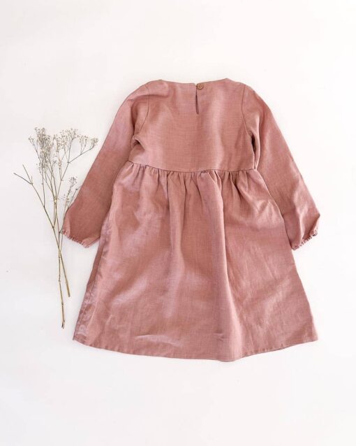 Sofortkauf: Leinenkleid langarm in Altrosa, Gr. 122/128 – Bild 2