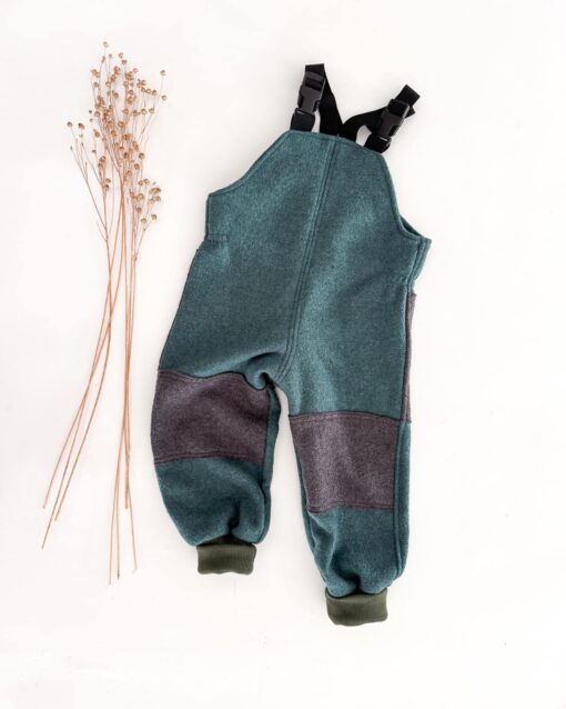 Sofortkauf: Walk-Latzhose Merino Altgrün mit Knie- und Po-Verstärkung, Gr. 92/98