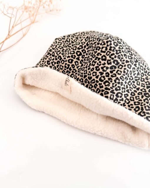 Sofortkauf: Wende-Beanie Leoprint/ Fleece Creme, Gr. 40-42 – Bild 2