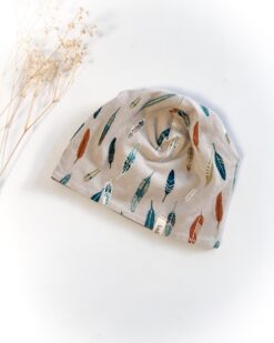 Sofortkauf: Wende-Beanie Schlamm/Federn Gr. 40-42 (ca. 4-5 Monate)