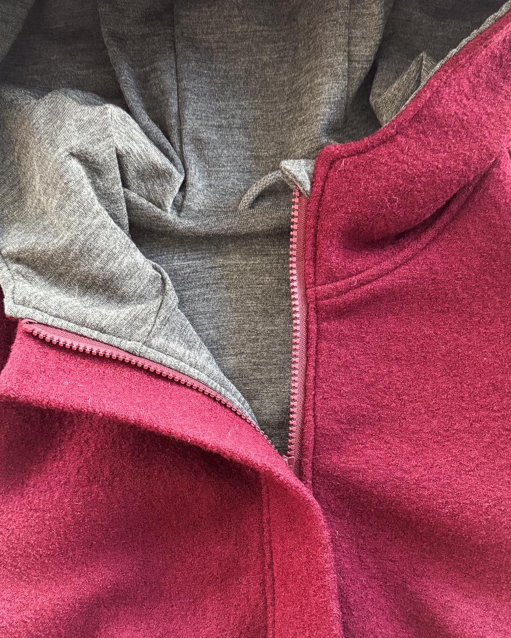 Sofortkauf: Damen Walkmantel mit Reißverschluss - Beere mit Wolljersey gefüttert, Gr. L (42/44) – Bild 2