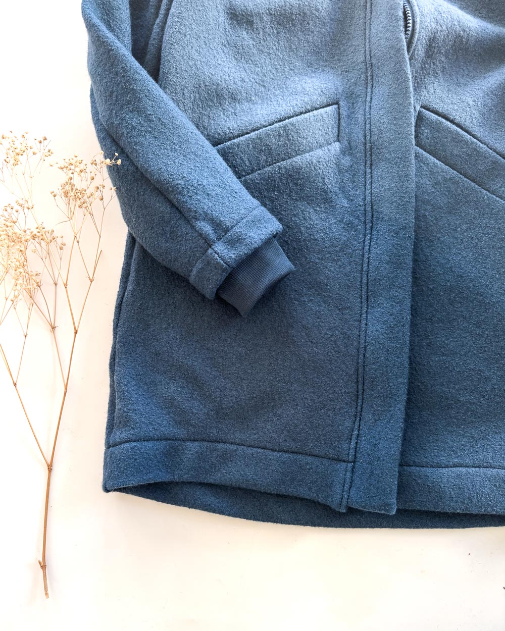 Sofortkauf: Damen Walkmantel mit Reißverschluss - Rauchblau/Flowerfield komplett gefüttert, Gr. M (38/40) – Bild 4