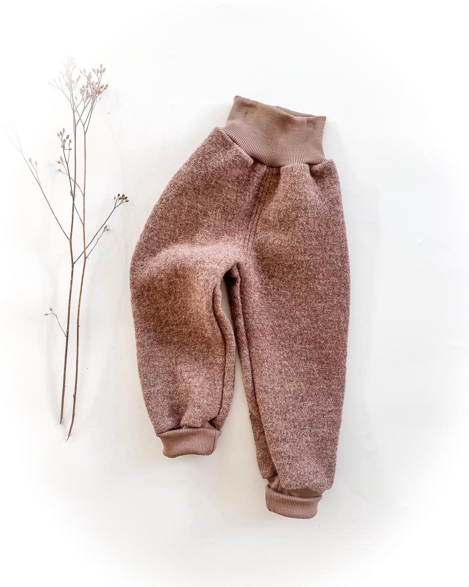 Sofortkauf: Walkhose in Schlamm, Gr. 98/104