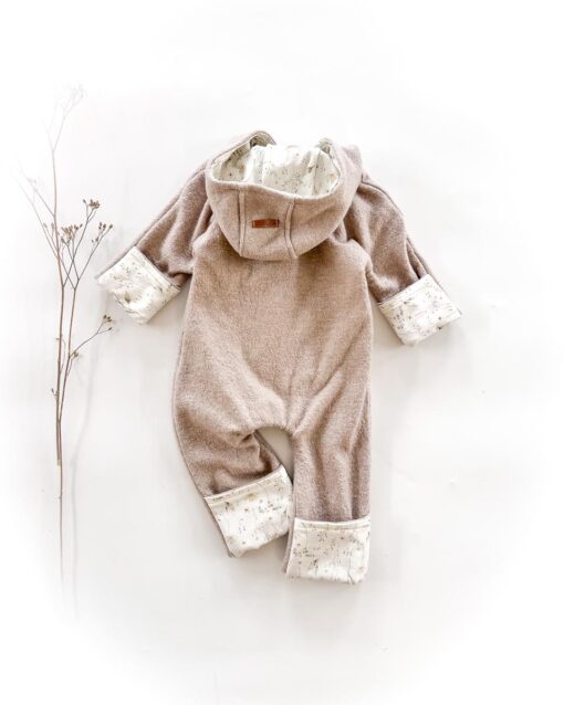 Sofortkauf: Merinowalk Overall in Creme/Zarte Gräser mit Umschlagbündchen und Reißverschluss, Gr. 62/68 – Bild 2