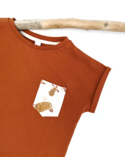 handmade kindershirt mit Tasche aus gots zertifizierter bio-baumwolle