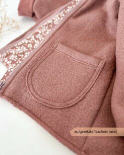 Wollwalk Walkjacke Kinder mit hochwertig verarbeitetem Reißverschluss und runden Taschen