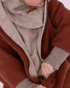 Walkoverall Kinder mit verdecktem Reissverschluss und Kinnschutz. Schurwolle gefüttert mit Merino-Wolljersey