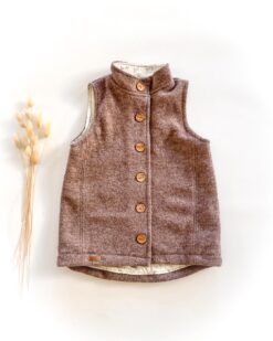 Sofortkauf: Walkweste mit Holzknöpfen in Schlamm mit Zarte Gräser, Gr. 152/158