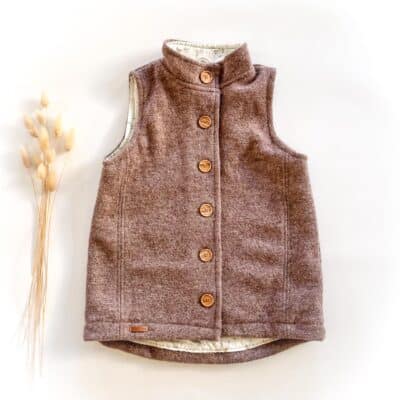 Sofortkauf: Walkweste mit Holzknöpfen in Schlamm mit Zarte Gräser, Gr. 152/158