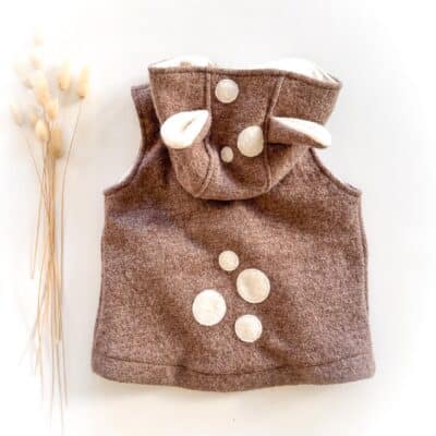 Sofortkauf: Walkweste mit Reißverschluss in Schlamm mit Kuschelfleece-Futter und Reh, Gr. 110/116