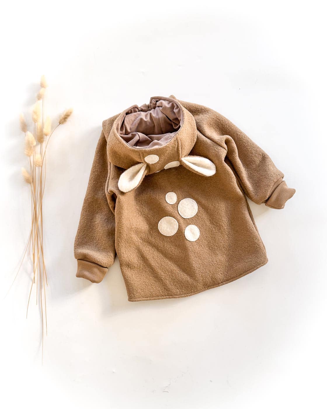 Sofortkauf: Walkjacke mit Reißverschluss mit Taschen und Reh in Camel, Gr. 92/98 – Bild 2