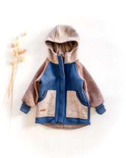 Sofortkauf: Colorblock Walkjacke mit Wolljersey Futter Schlamm und runder Kapuze, Gr. 92/98 Rauchblau/Sand Meliert/Schlamm